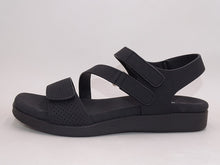 Load image into Gallery viewer, Black Sandal 7
