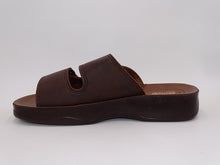 Load image into Gallery viewer, Brown Sandal 4811
