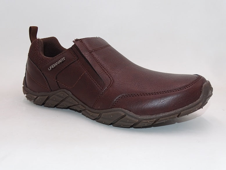 famous footwear men's shoes