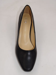 Anya Black 182