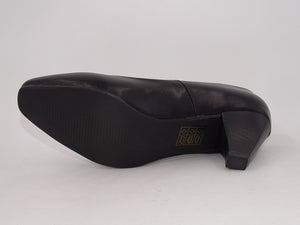 Anya Black 182