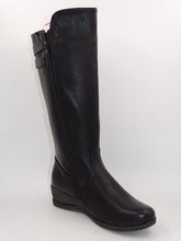 Load image into Gallery viewer, Bay Black Boot 997
