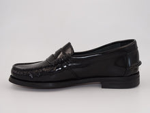 Load image into Gallery viewer, Black Hi-Shine Moccasin 5202
