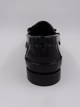 Load image into Gallery viewer, Black Hi-Shine Moccasin 5206
