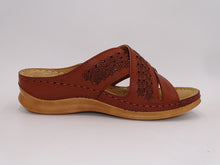 Load image into Gallery viewer, Brown Sandal 4
