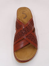 Load image into Gallery viewer, Brown Sandal 4
