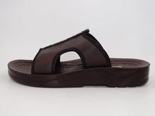 Load image into Gallery viewer, Brown Sandal 5105
