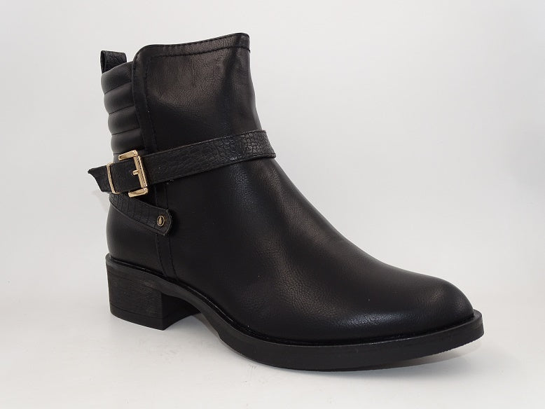 Gabriela Black Boot 131