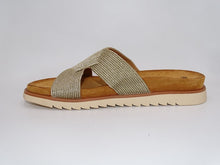 Load image into Gallery viewer, Gold Sandal 43
