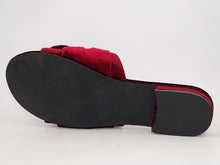 Load image into Gallery viewer, Issey Burgundy 394
