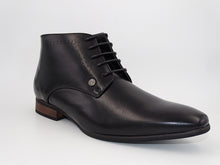 Load image into Gallery viewer, Magio Black Boot 02
