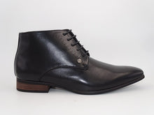Load image into Gallery viewer, Magio Black Boot 02
