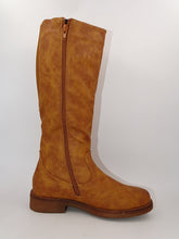 Load image into Gallery viewer, Mara Tan Boot 990
