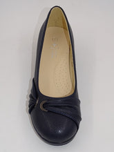 Load image into Gallery viewer, Navy Court 8013
