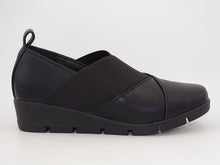 Load image into Gallery viewer, Serena Black Wedge
