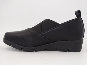 Serena Black Wedge