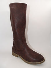 Load image into Gallery viewer, Tabitha Choc Boot 117
