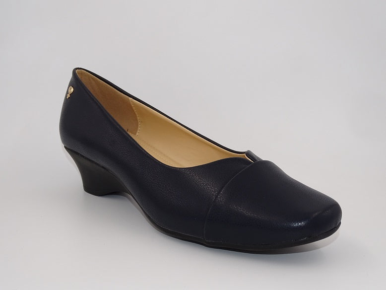 Toni Navy 134