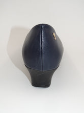 Load image into Gallery viewer, Toni Navy 134
