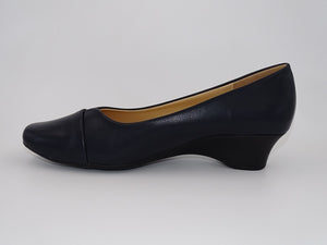 Toni Navy 134