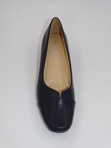 Toni Navy 134
