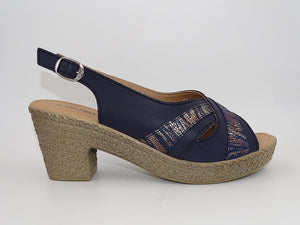 Tori Navy 076