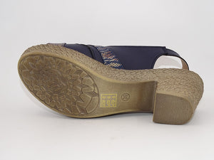 Tori Navy 076