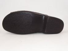 Load image into Gallery viewer, Trapper Choc Sandal 6185
