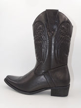Load image into Gallery viewer, Westee Black Boot 049
