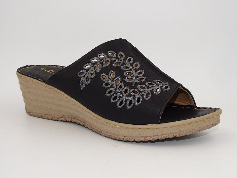Zelma Black 059