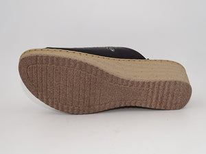 Zelma Black 059